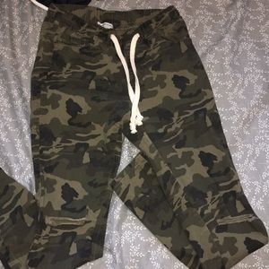 Camo pants
